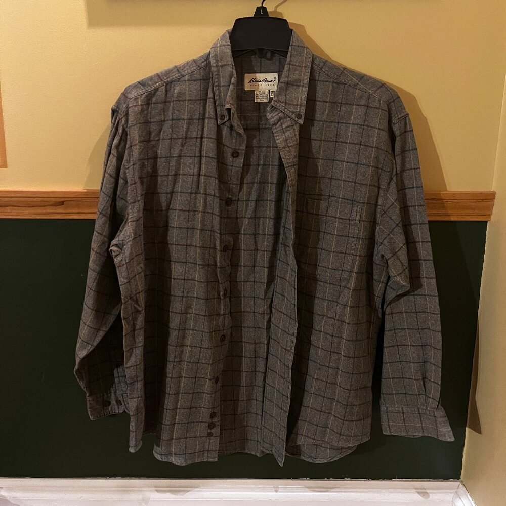 Eddie Bauer light-weight flannel long-sleeved shirt